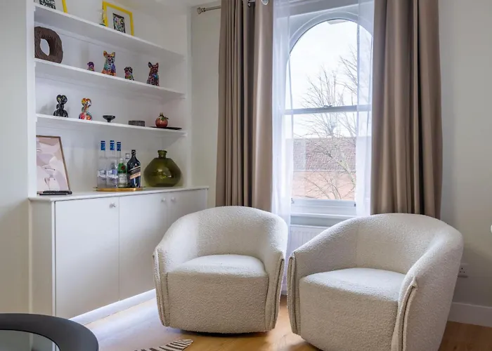 Elegant Designer Apartment On Abbey Road St Johns Wood